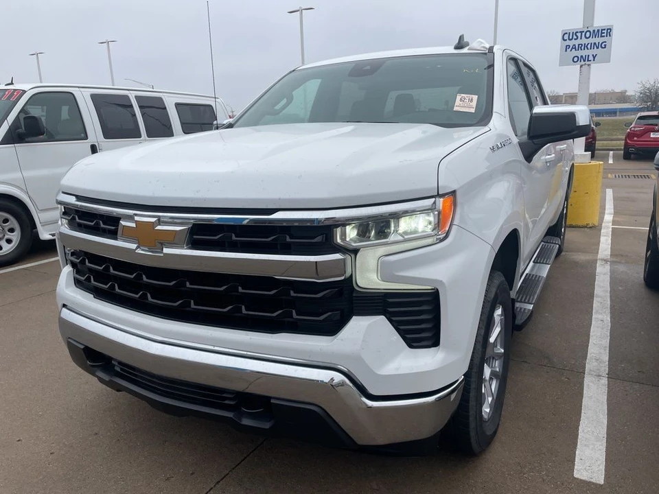 2024 Chevrolet Silverado 4th Gen - Image 6 of 12