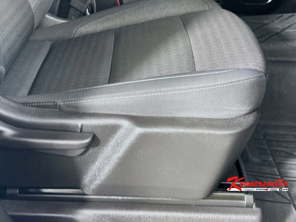 2024 Chevrolet Silverado 4th Gen - Image 23 of 24