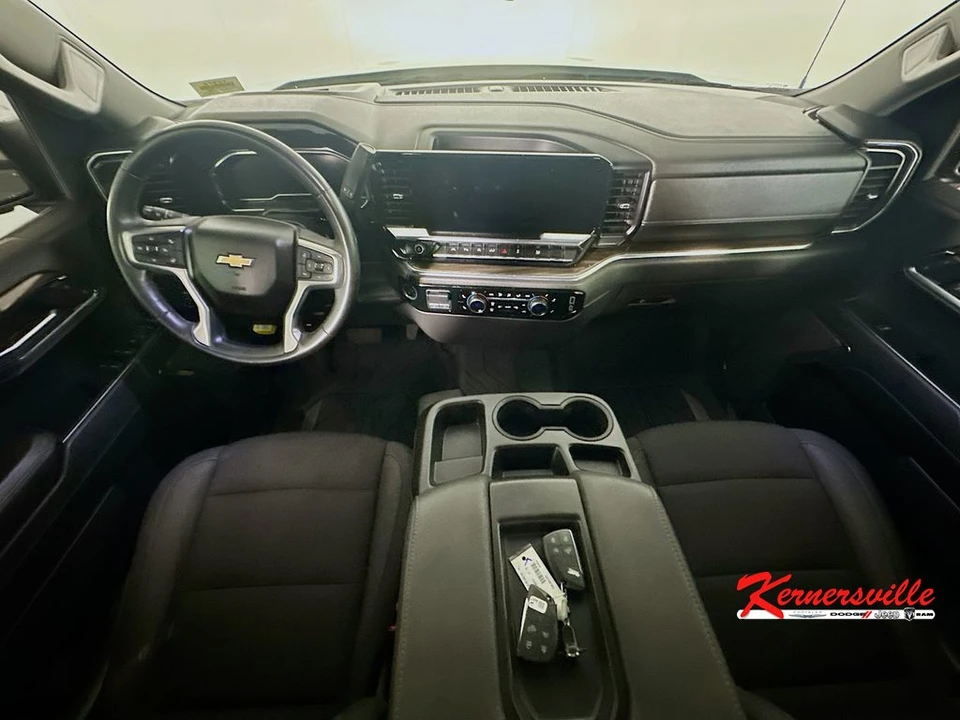 2024 Chevrolet Silverado 4th Gen - Image 10 of 24