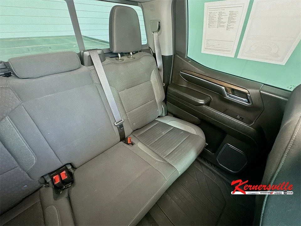 2024 Chevrolet Silverado 4th Gen - Image 14 of 21