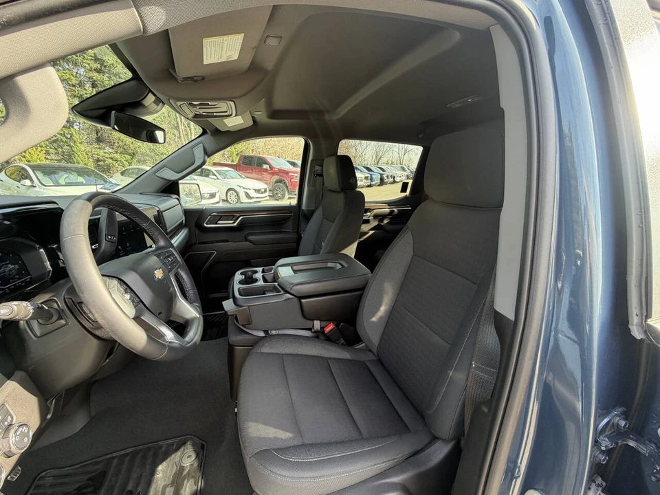 2024 Chevrolet Silverado 4th Gen - Image 14 of 21