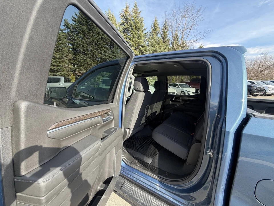 2024 Chevrolet Silverado 4th Gen - Image 13 of 21