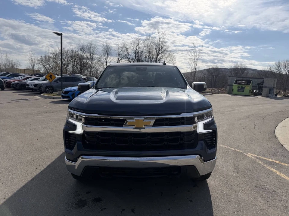 2024 Chevrolet Silverado 4th Gen - Image 3 of 21