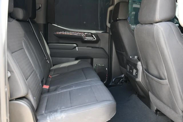 2024 Chevrolet Silverado 4th Gen - Image 19 of 21