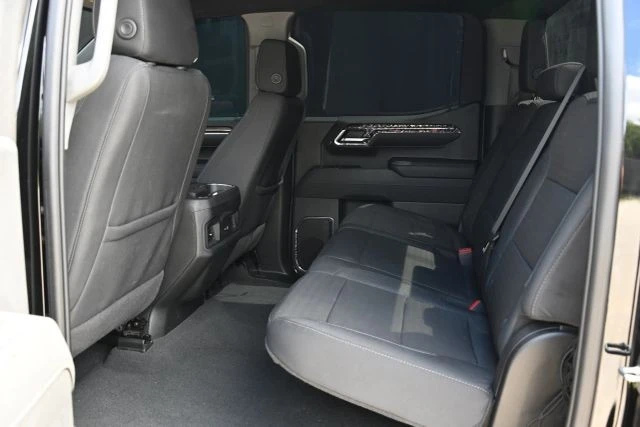 2024 Chevrolet Silverado 4th Gen - Image 20 of 21