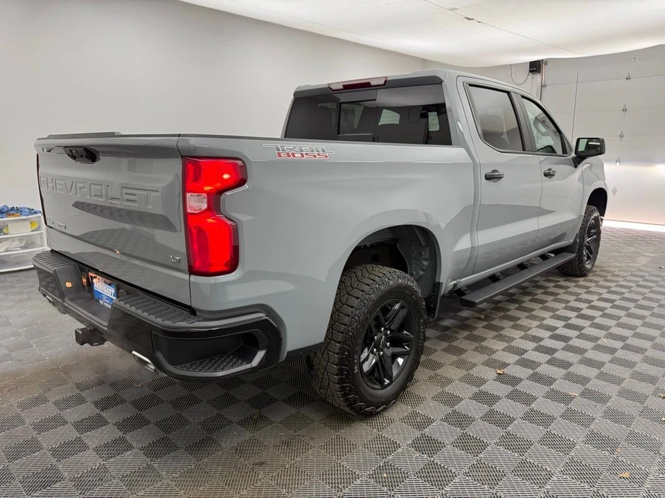 2024 Chevrolet Silverado 4th Gen - Image 9 of 12