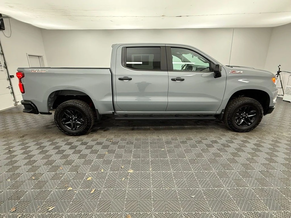 2024 Chevrolet Silverado 4th Gen - Image 8 of 12