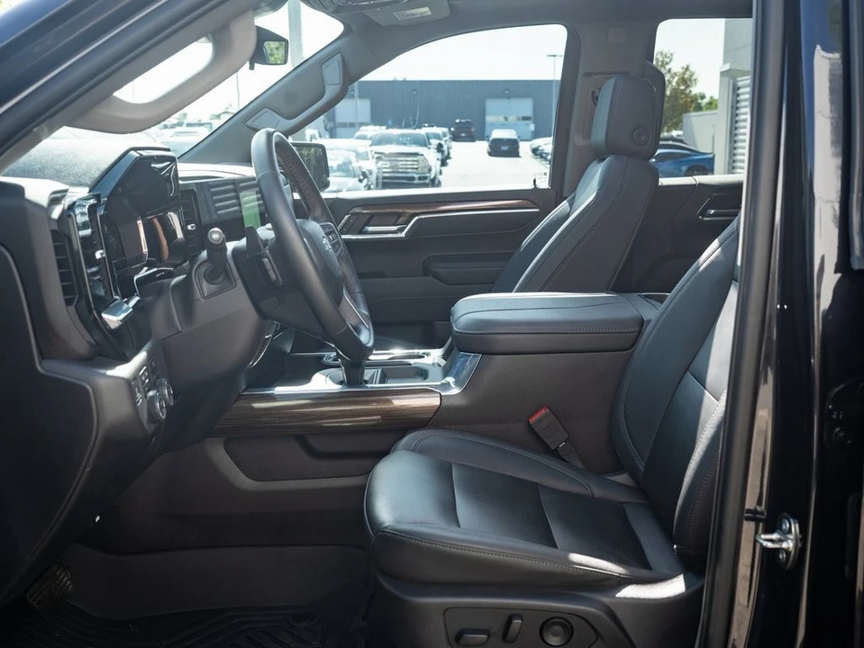 2024 Chevrolet Silverado 4th Gen - Image 20 of 21