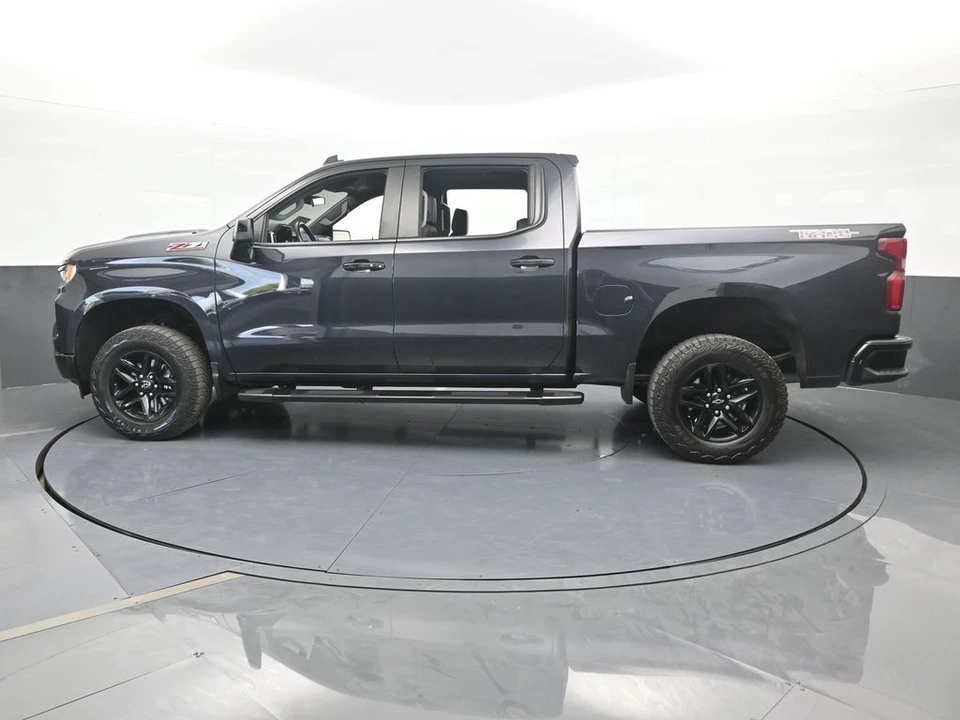 2024 Chevrolet Silverado 4th Gen - Image 3 of 12