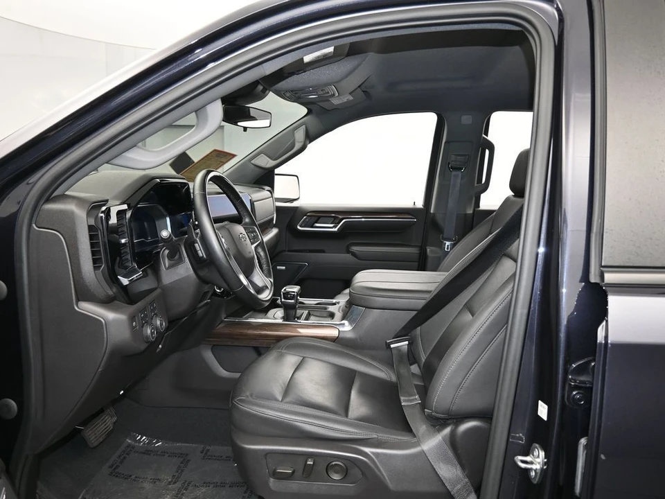 2024 Chevrolet Silverado 4th Gen - Image 11 of 12