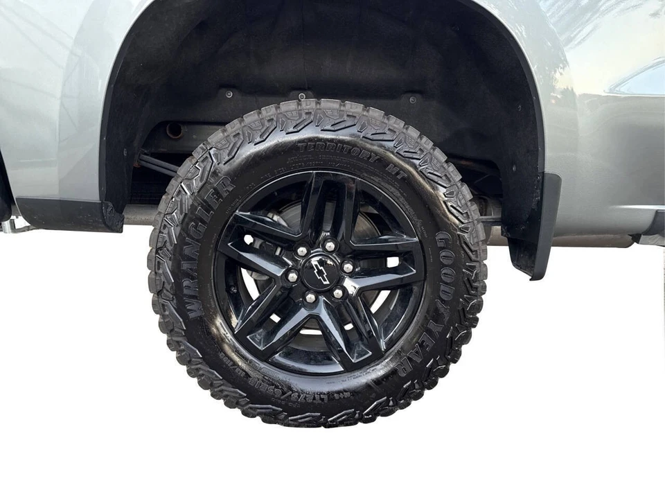 2024 Chevrolet Silverado 4th Gen - Image 17 of 21