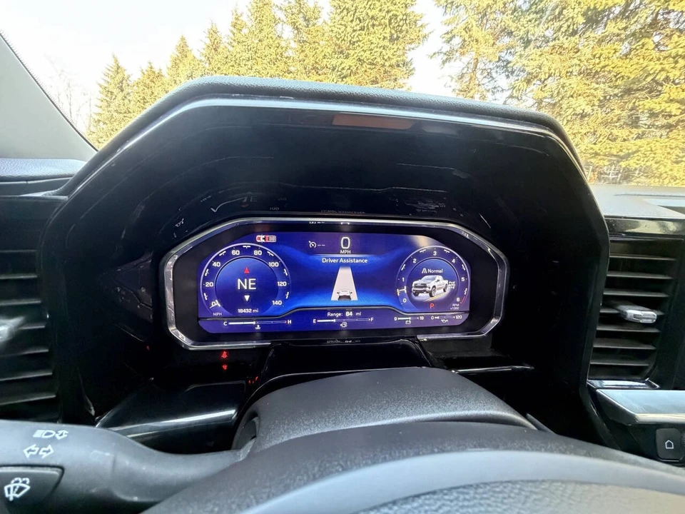 2024 Chevrolet Silverado 4th Gen - Image 16 of 21