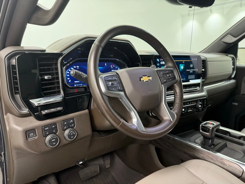 2024 Chevrolet Silverado 4th Gen - Image 18 of 21