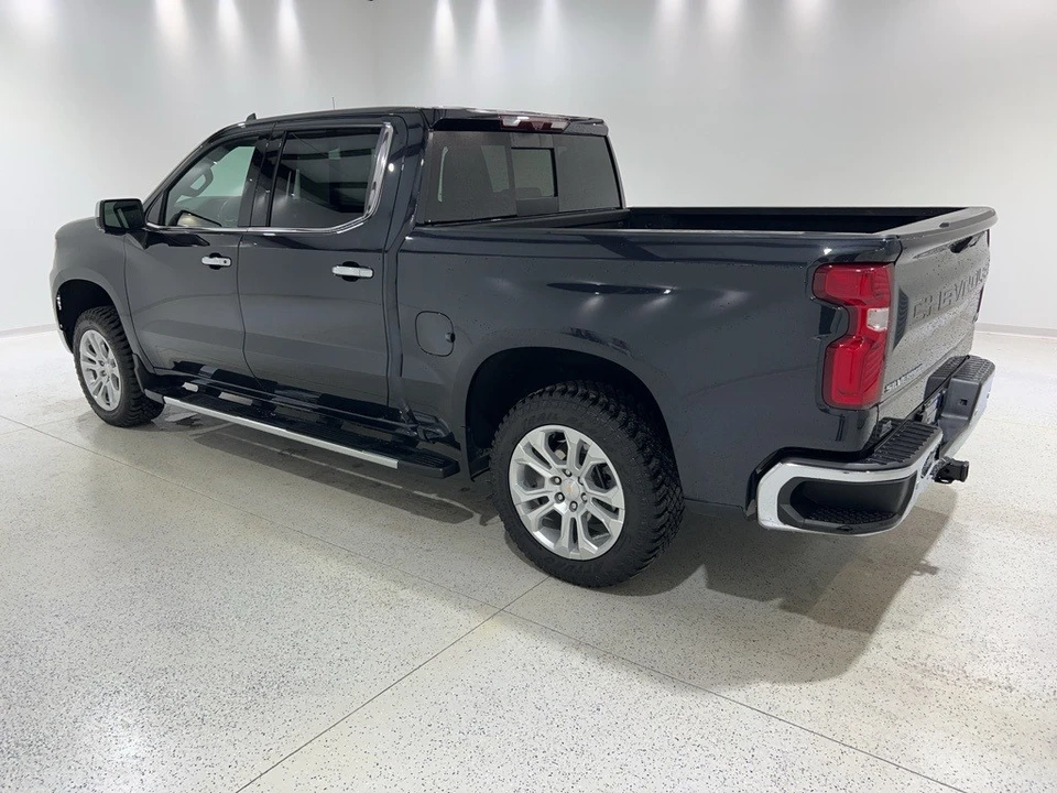 2024 Chevrolet Silverado 4th Gen - Image 3 of 21