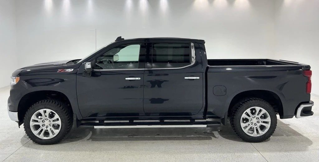 2024 Chevrolet Silverado 4th Gen - Image 2 of 21