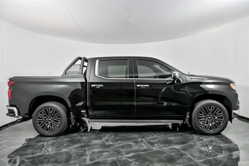 2024 Chevrolet Silverado 4th Gen - Image 12 of 21