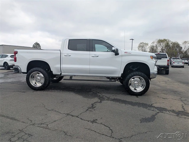 2024 Chevrolet Silverado 4th Gen - Image 3 of 21