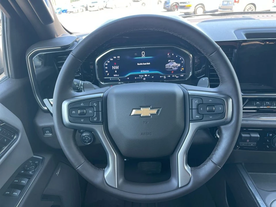 2024 Chevrolet Silverado 4th Gen - Image 15 of 21