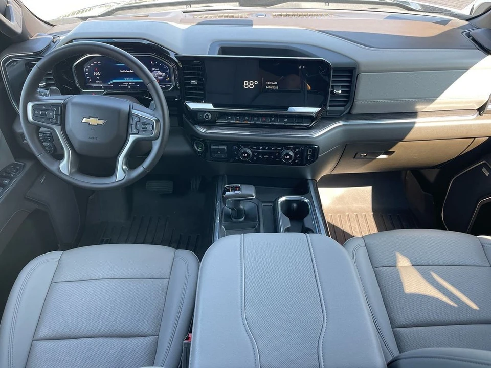 2024 Chevrolet Silverado 4th Gen - Image 14 of 21