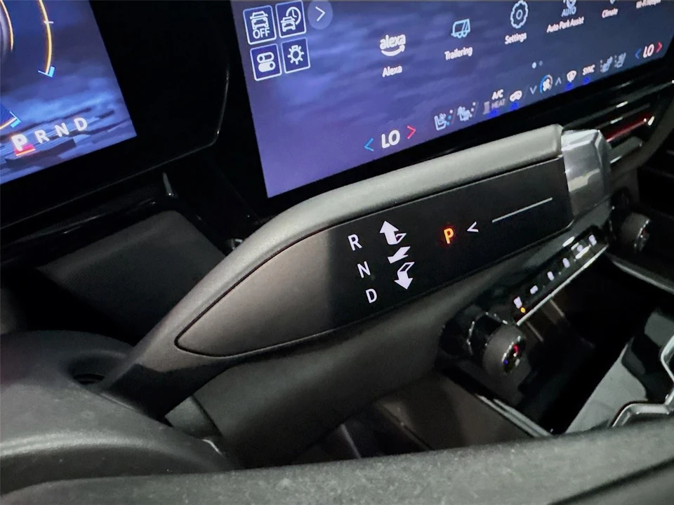 2024 Chevrolet Silverado 4th Gen - Image 6 of 31