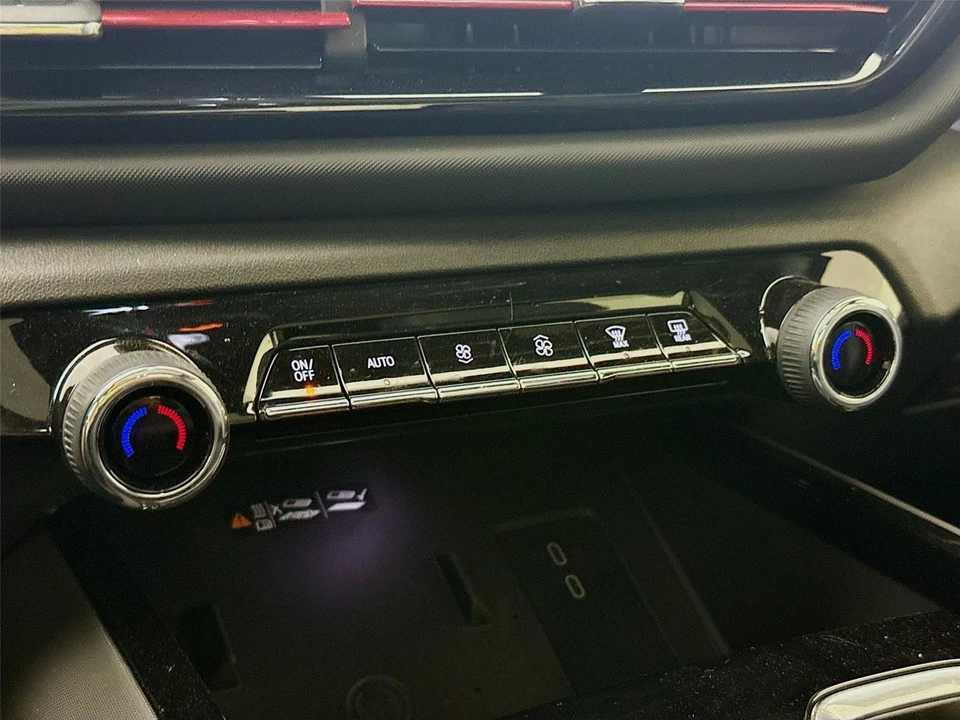 2024 Chevrolet Silverado 4th Gen - Image 10 of 21