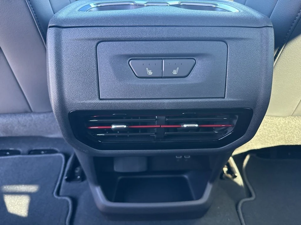 2024 Chevrolet Silverado 4th Gen - Image 14 of 21