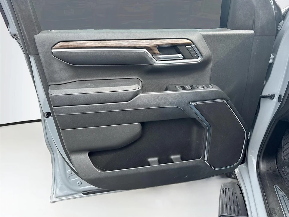 2024 Chevrolet Silverado 4th Gen - Image 9 of 16
