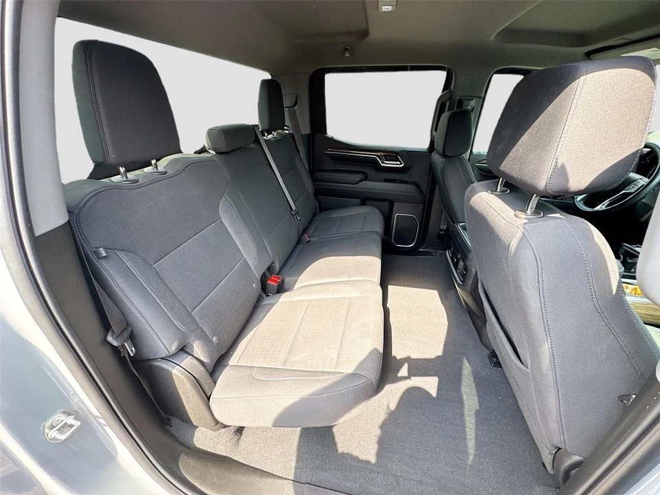 2024 Chevrolet Silverado 4th Gen - Image 13 of 16