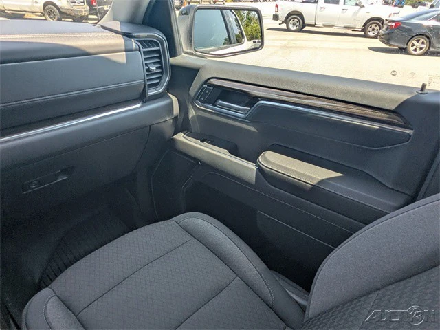 2024 Chevrolet Silverado 4th Gen - Image 17 of 21