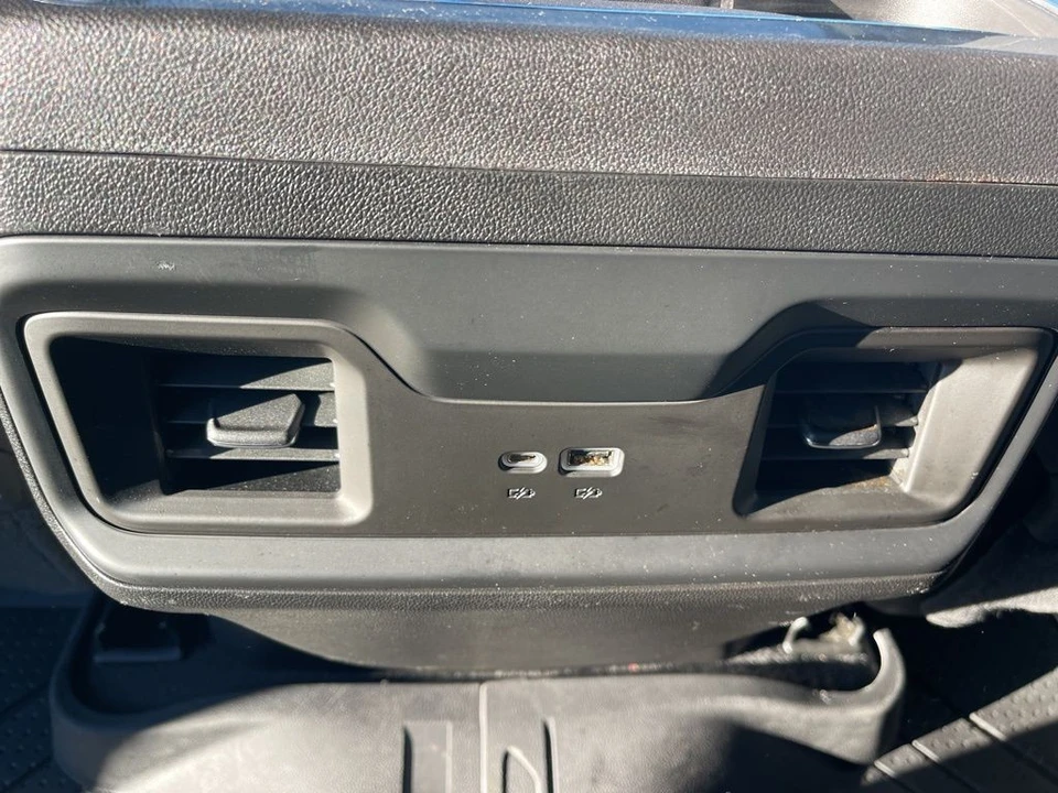 2024 Chevrolet Silverado 4th Gen - Image 16 of 21