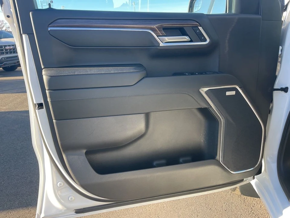 2024 Chevrolet Silverado 4th Gen - Image 10 of 21
