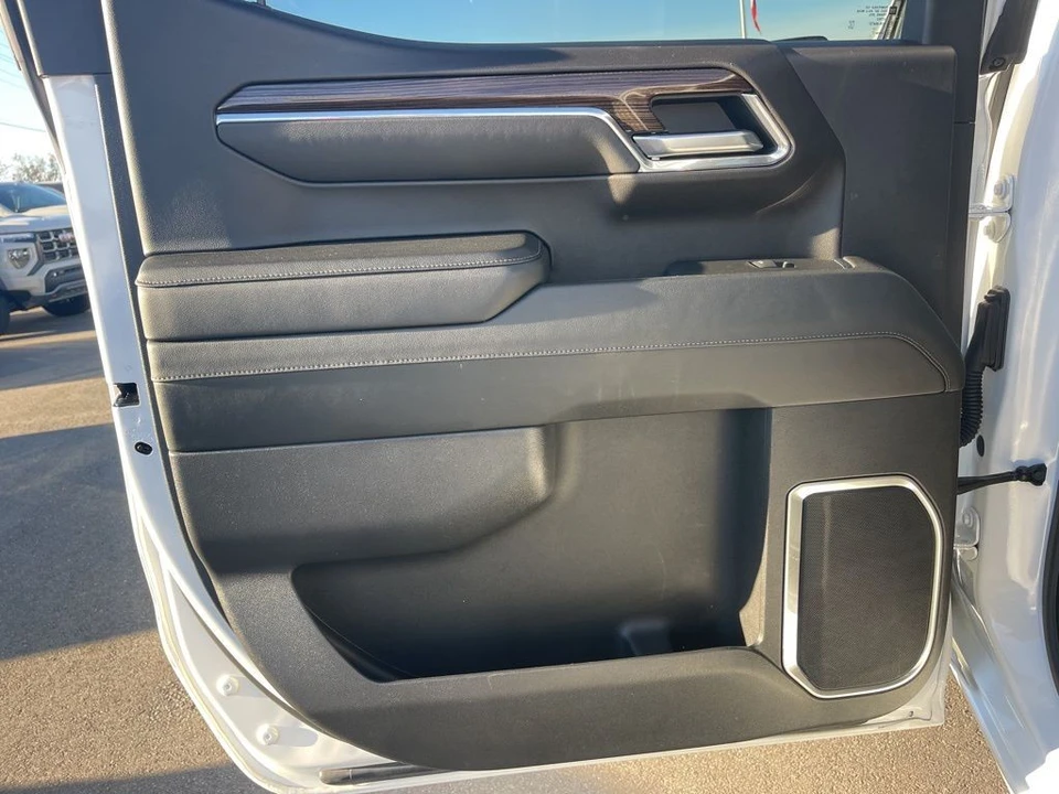 2024 Chevrolet Silverado 4th Gen - Image 14 of 21