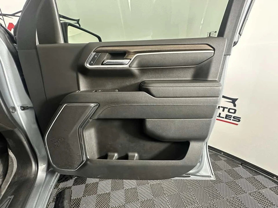 2024 Chevrolet Silverado 4th Gen - Image 17 of 21