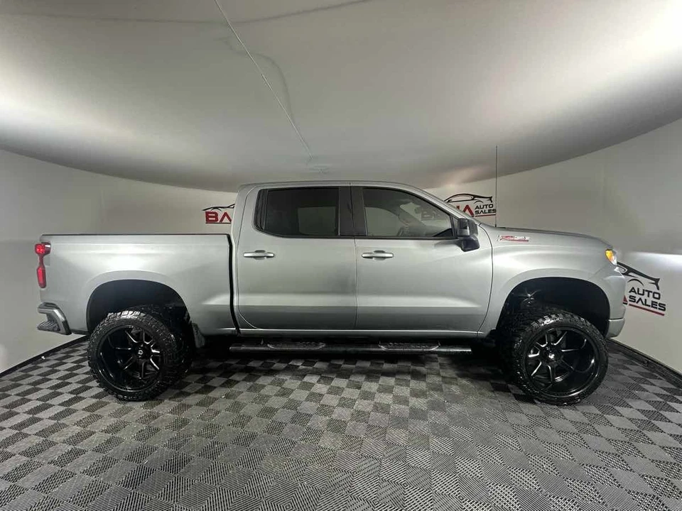 2024 Chevrolet Silverado 4th Gen - Image 10 of 21