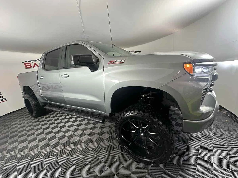 2024 Chevrolet Silverado 4th Gen - Image 12 of 21