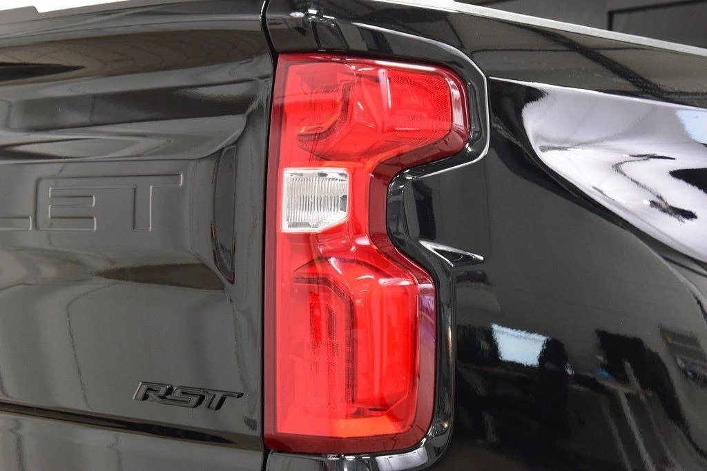 2024 Chevrolet Silverado 4th Gen - Image 16 of 21