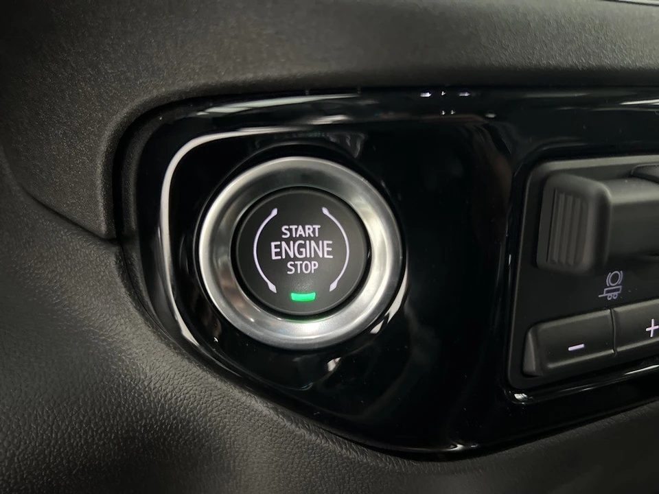 2024 Chevrolet Silverado 4th Gen - Image 15 of 21