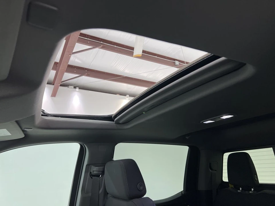2024 Chevrolet Silverado 4th Gen - Image 18 of 21