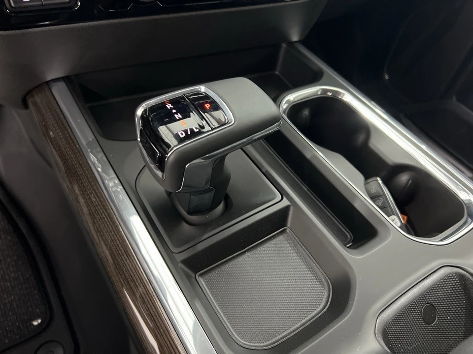 2024 Chevrolet Silverado 4th Gen - Image 16 of 21