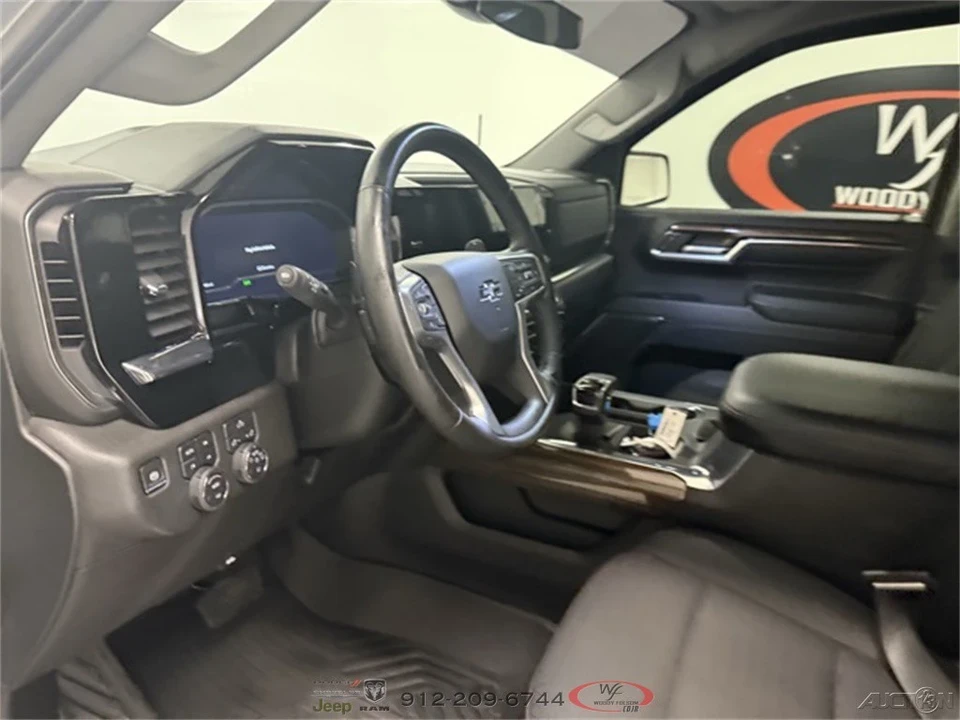 2024 Chevrolet Silverado 4th Gen - Image 10 of 19