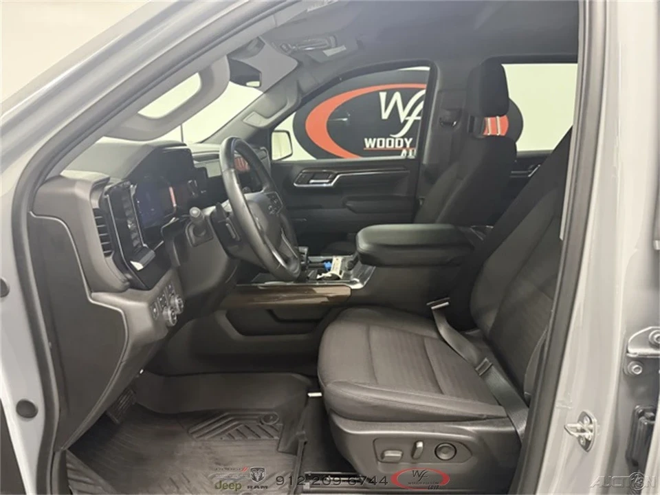 2024 Chevrolet Silverado 4th Gen - Image 8 of 19