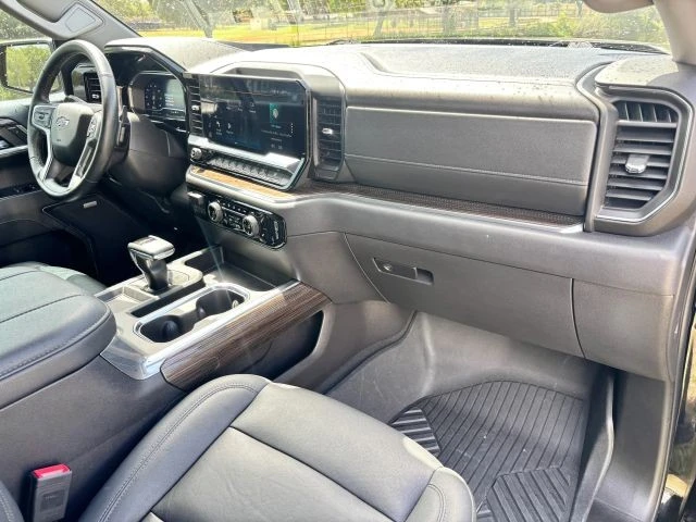 2024 Chevrolet Silverado 4th Gen - Image 14 of 31