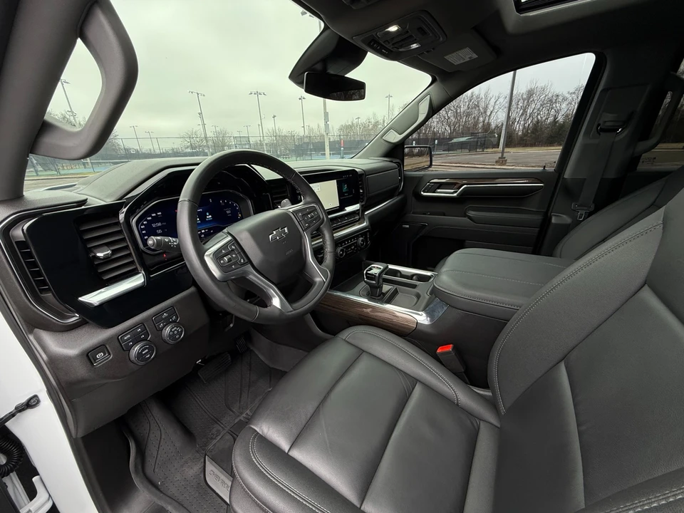 2024 Chevrolet Silverado 4th Gen - Image 14 of 21