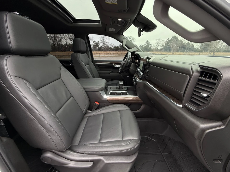 2024 Chevrolet Silverado 4th Gen - Image 19 of 21