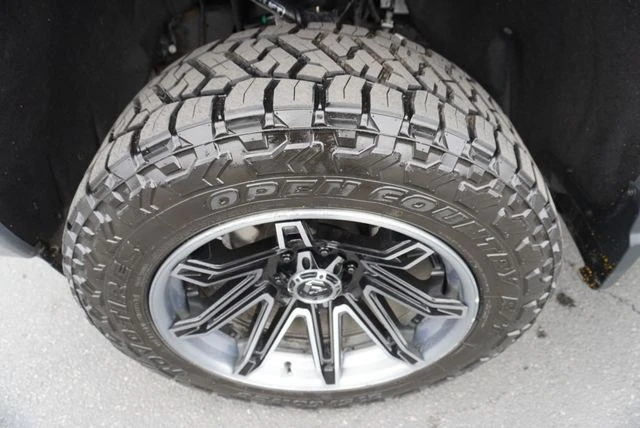 2024 Chevrolet Silverado 4th Gen - Image 14 of 21