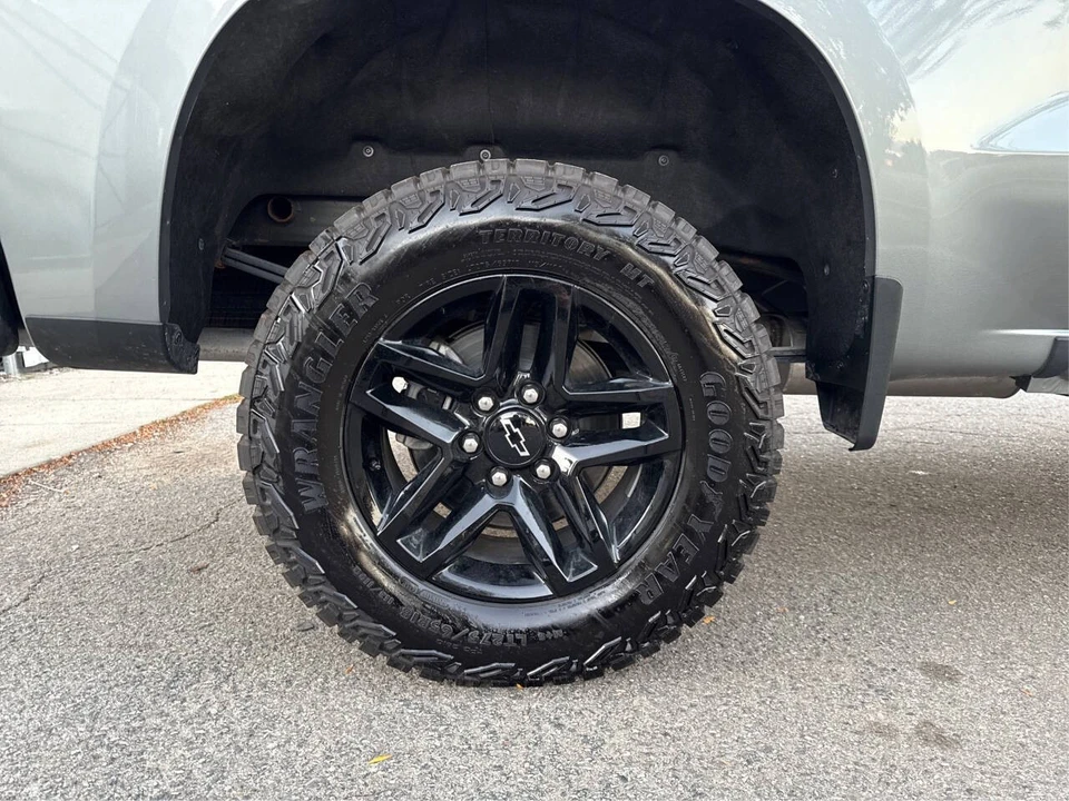 2024 Chevrolet Silverado 4th Gen - Image 20 of 21