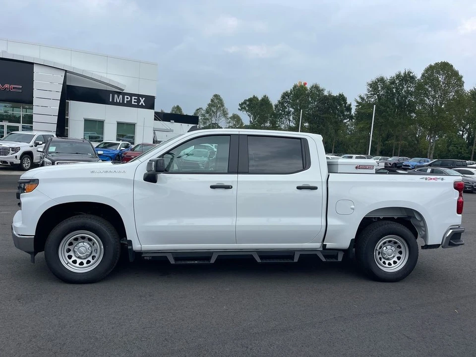 2024 Chevrolet Silverado 4th Gen - Image 2 of 12
