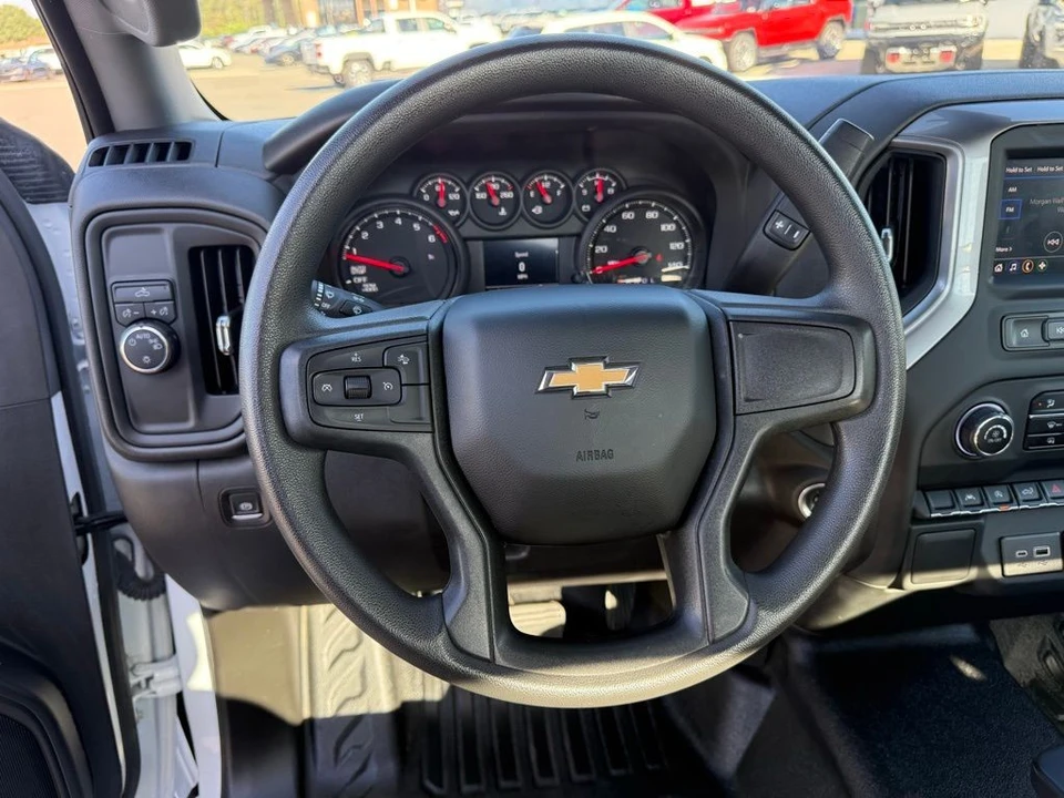 2024 Chevrolet Silverado 4th Gen - Image 11 of 12