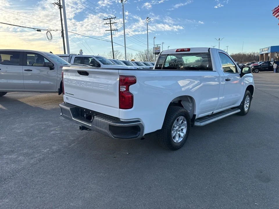 2024 Chevrolet Silverado 4th Gen - Image 5 of 12