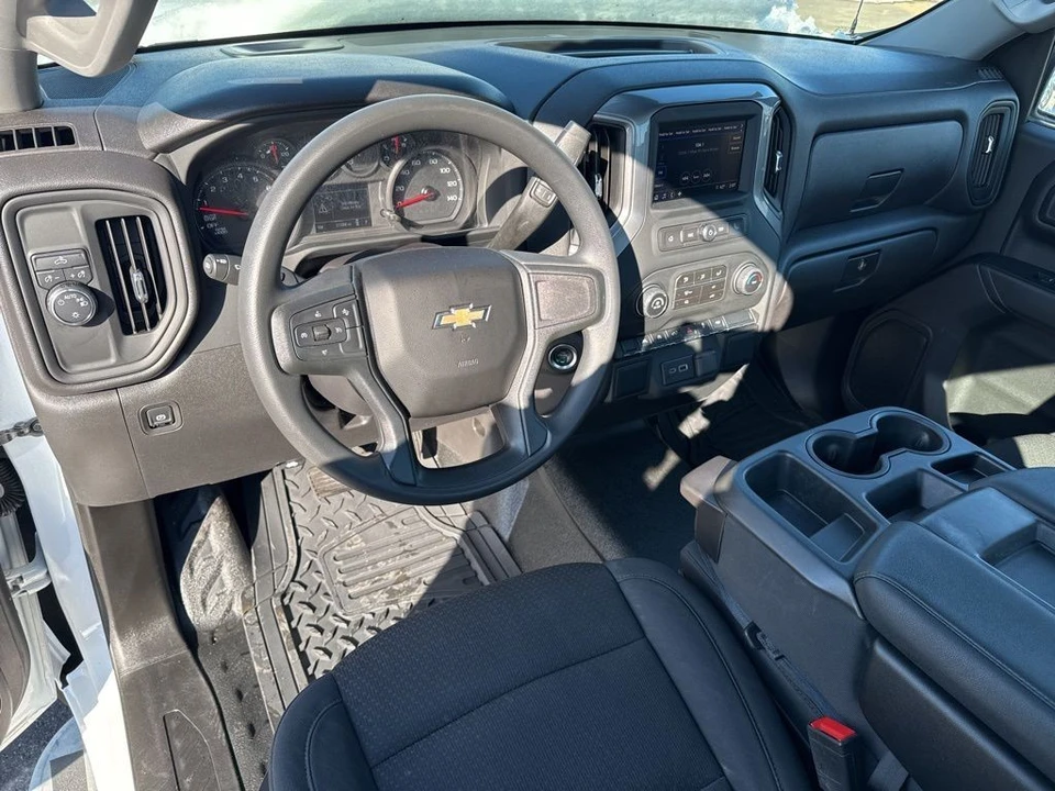 2024 Chevrolet Silverado 4th Gen - Image 10 of 21